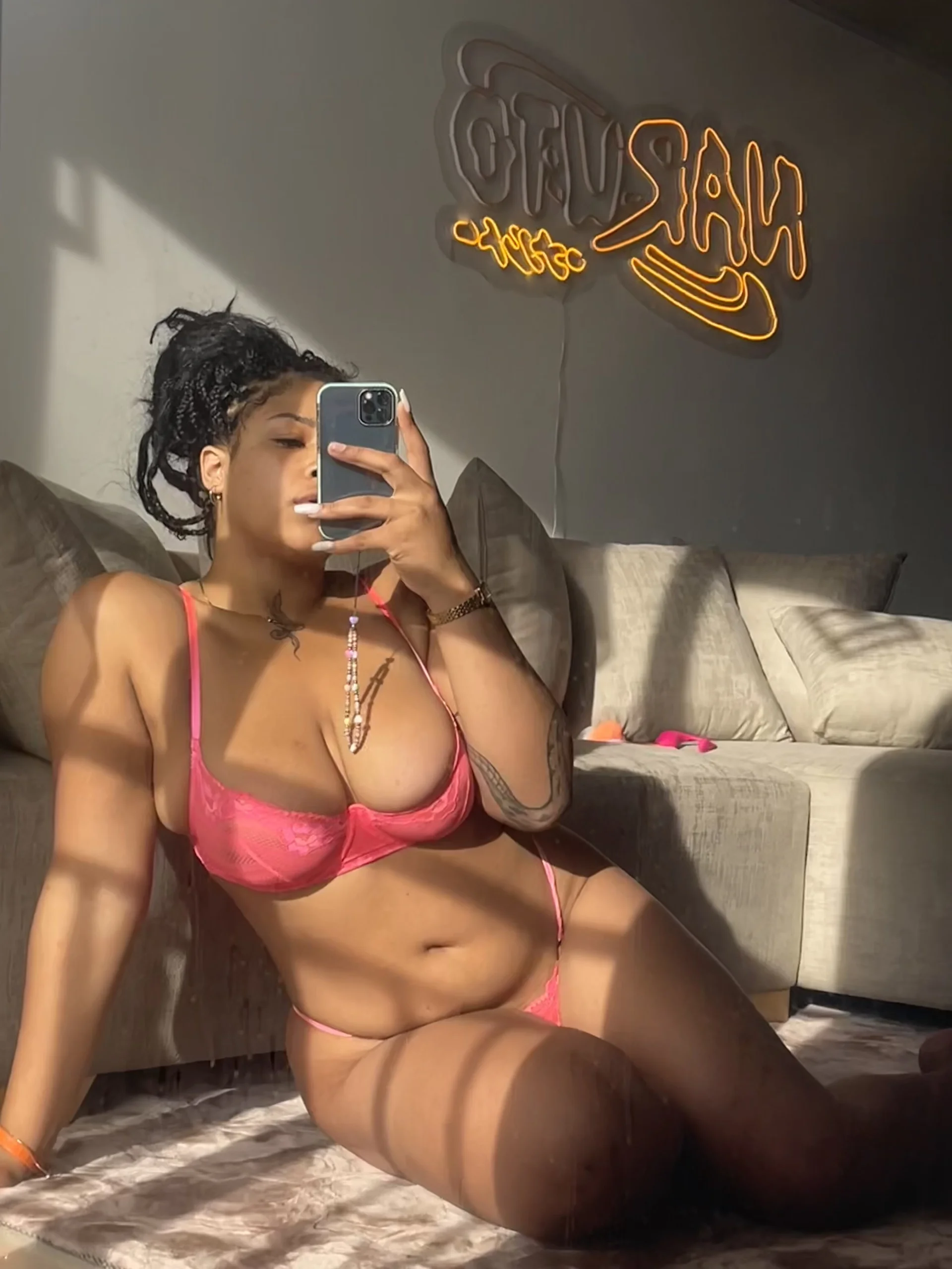 XXX Porn Photo of Nude SashaLiciosa_ 1