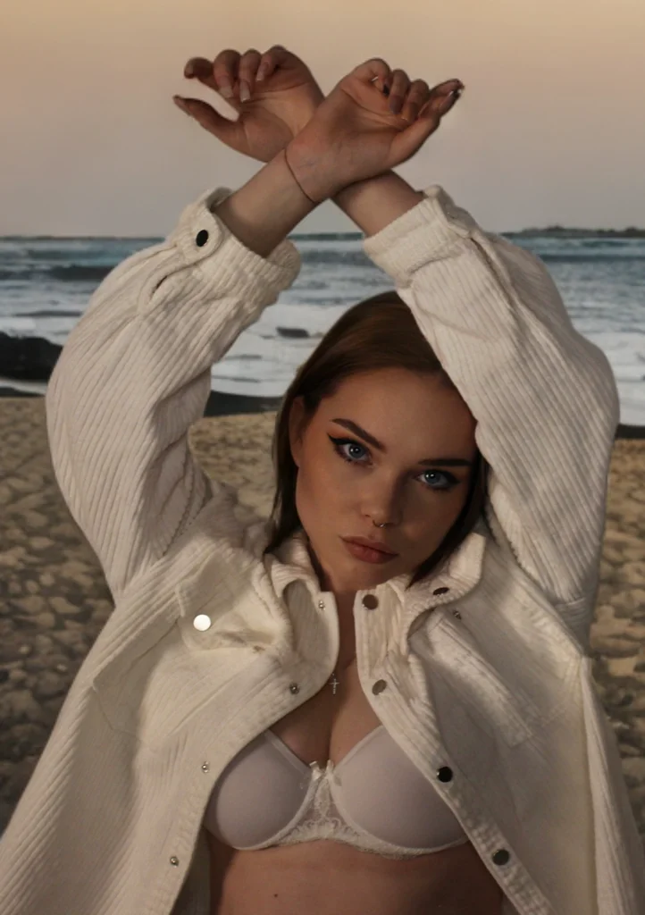 XXX Porn Photo of Nude dollfromvenus 11