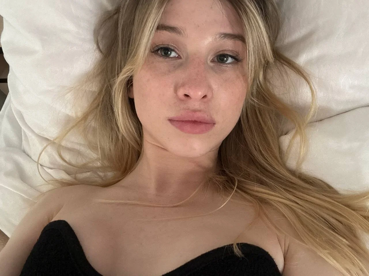 XXX Porn Photo of Nude Arielgrace 2