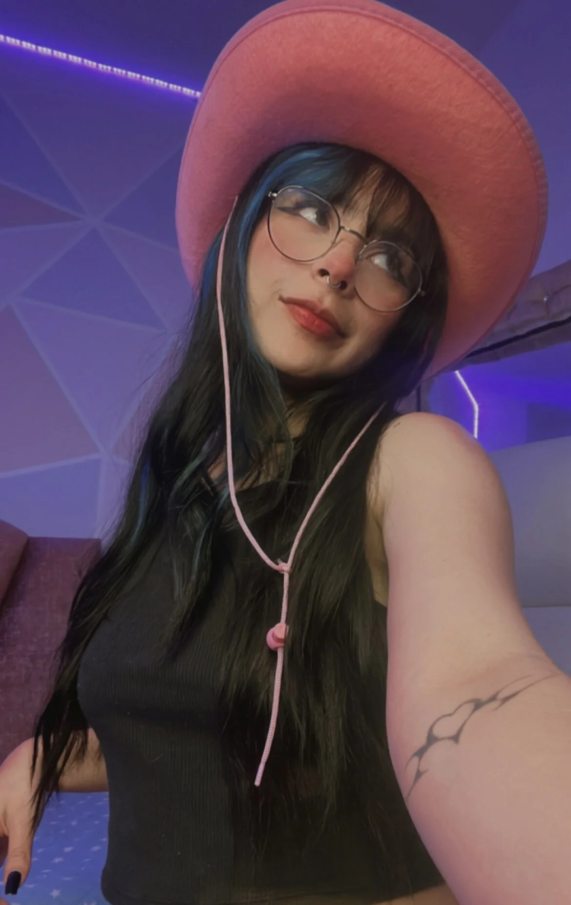 XXX Porn Photo of Nude mavimist__ 1
