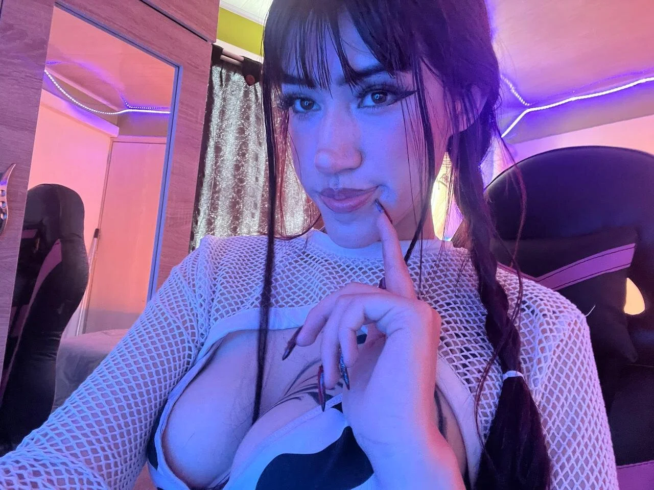 XXX Porn Photo of Nude Ahri_rouse 1