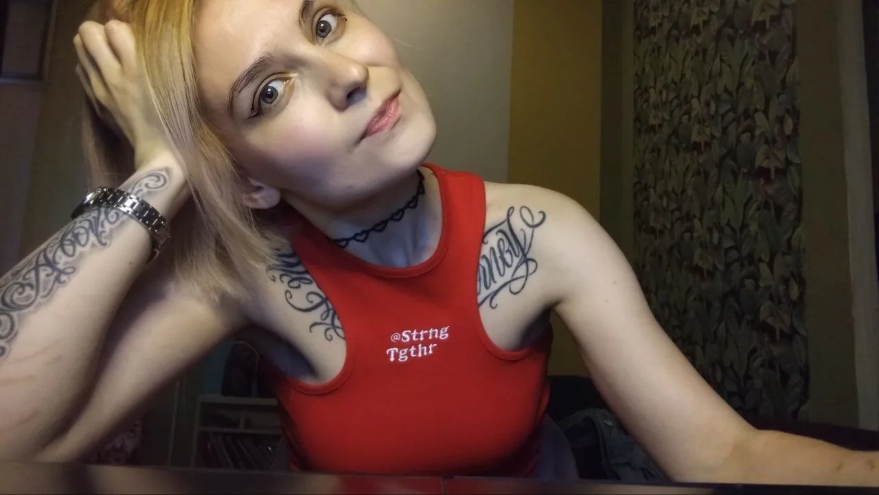 XXX Porn Photo of Nude mischellemeow13 1