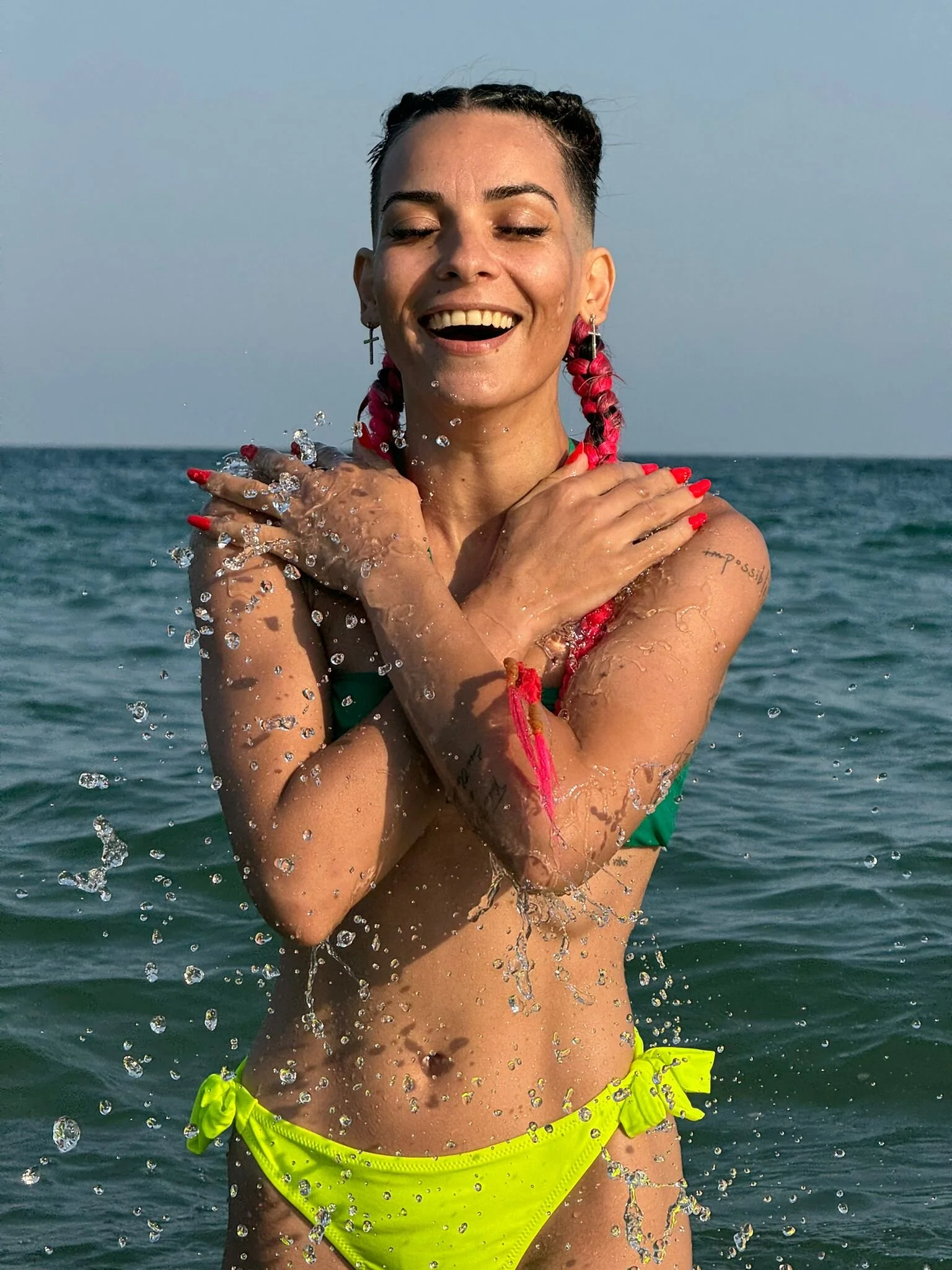 XXX Porn Photo of Nude NeonNymph69 2