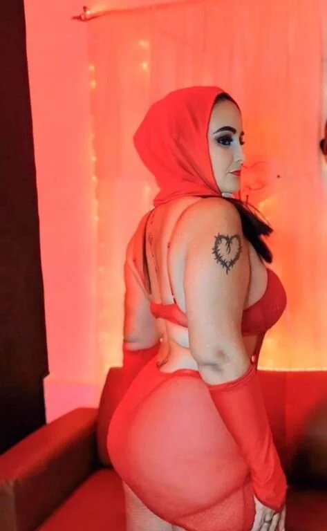 XXX Porn Photo of Nude ErikaMontiel__ 10