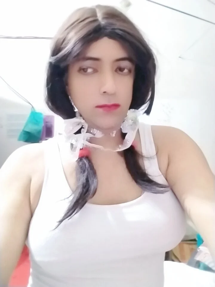 XXX Porn Photo of Nude zami_senn 1