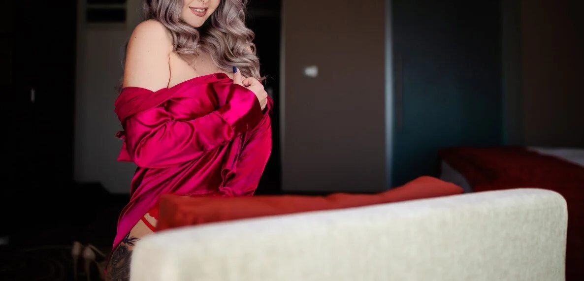 XXX Porn Photo of Nude SeductiveMom 35