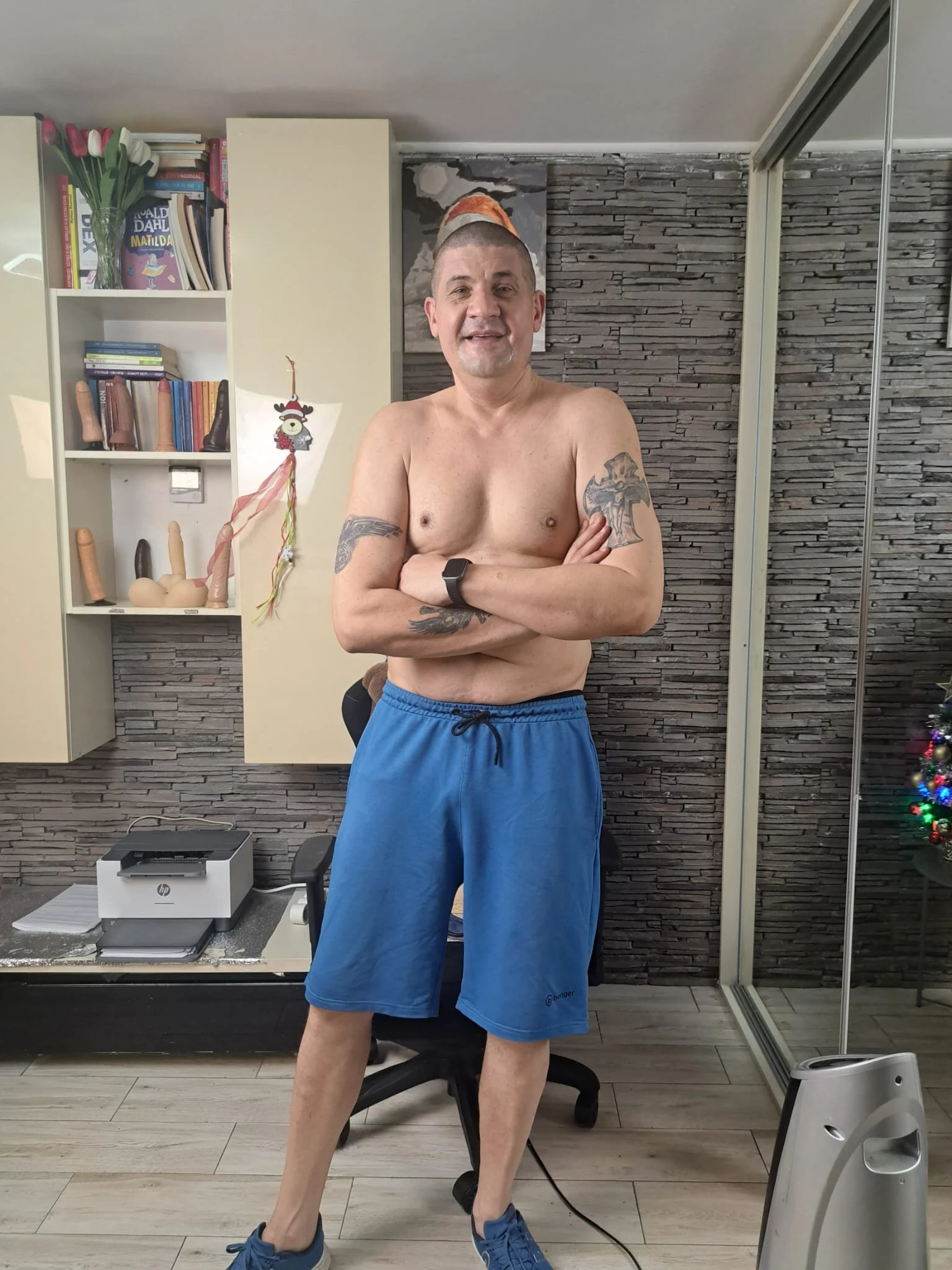 XXX Porn Photo of Nude SpartacusDaddy48 17