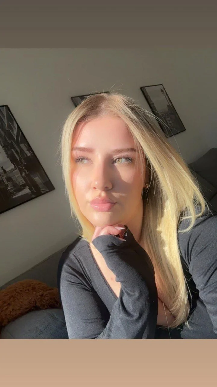 XXX Porn Photo of Nude NeleWagner 6