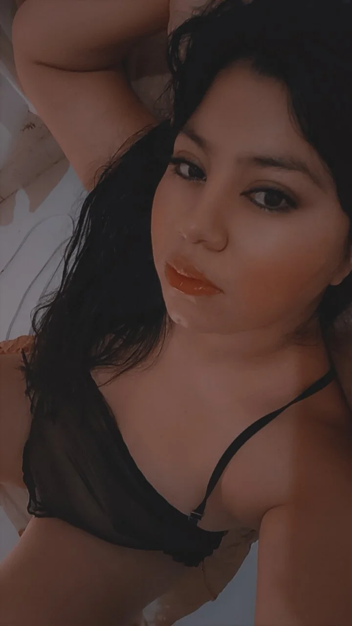 XXX Porn Photo of Nude keterinjones--11 20