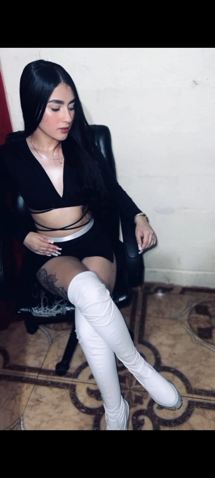 XXX Porn Photo of Nude AnnyeWatson 26