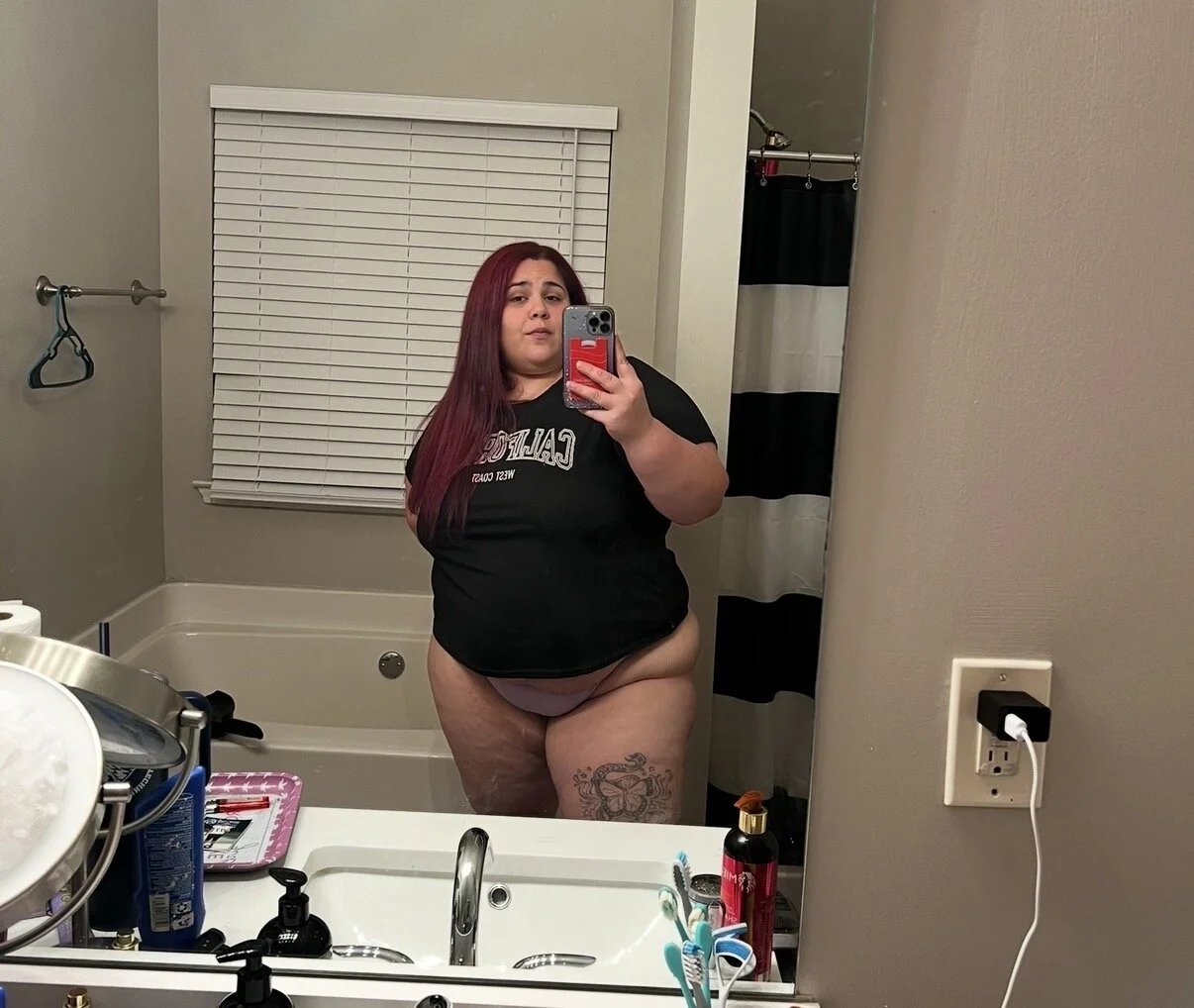 XXX Porn Photo of Nude Piscesmomma89 2