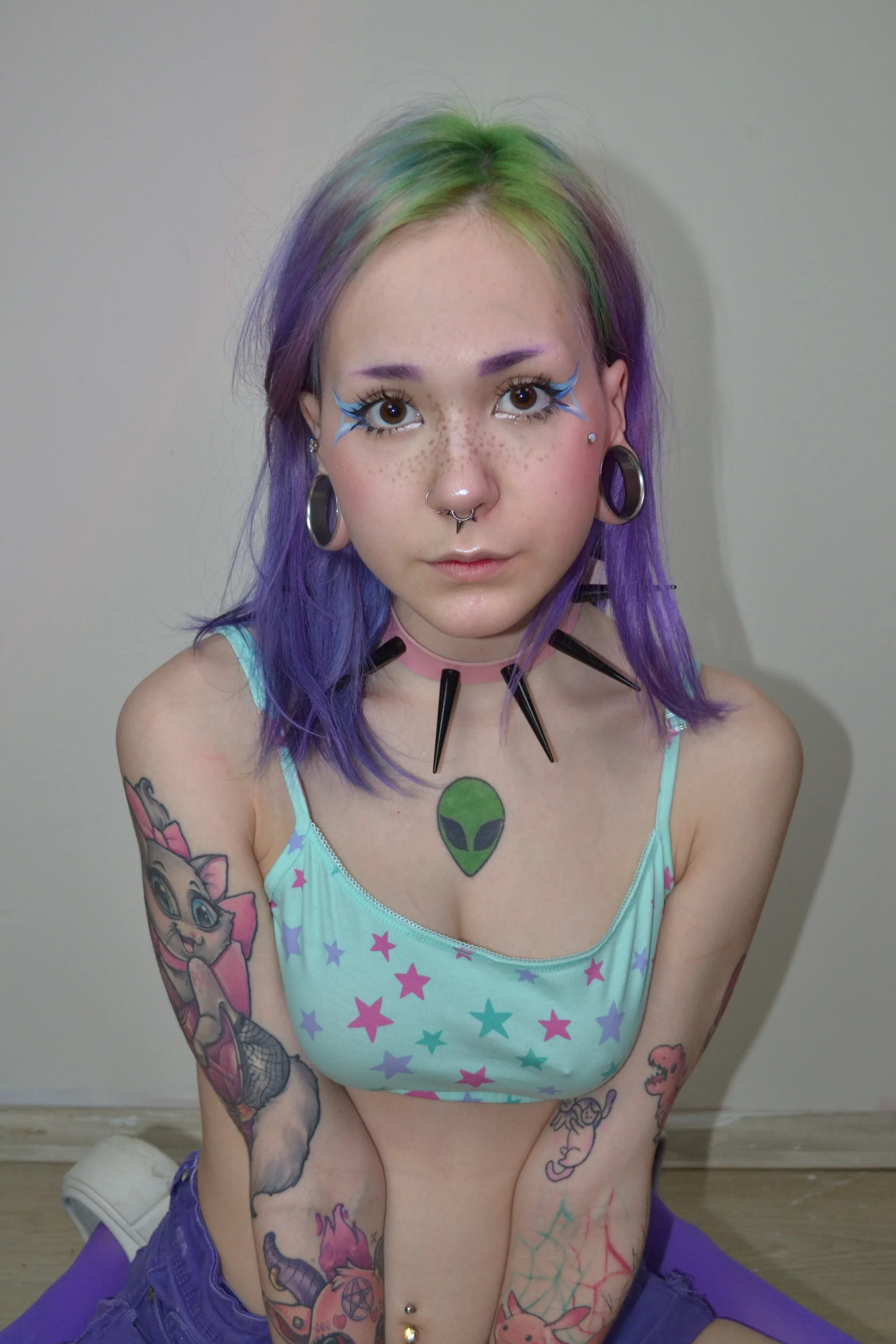 XXX Porn Photo of Nude L_oly 4