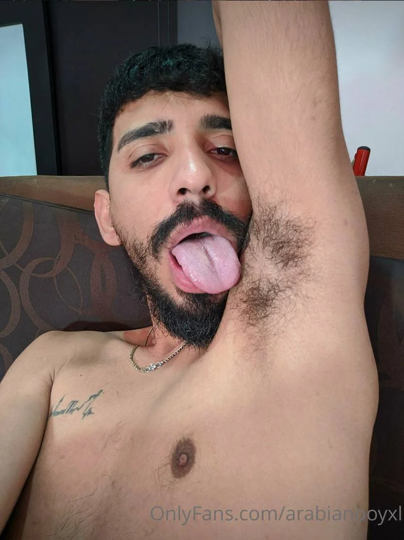 XXX Porn Photo of Nude Arabianboyq 6