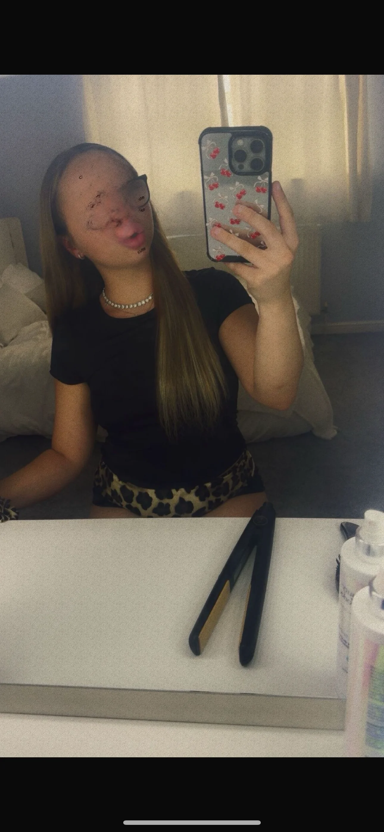 XXX Porn Photo of Nude petitelucyXoxx 25