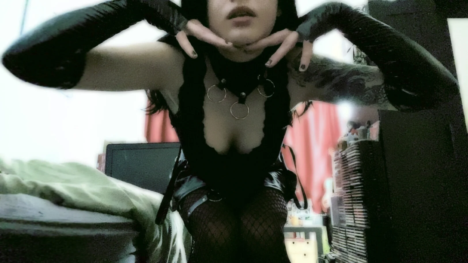 XXX Porn Photo of Nude SmokeyBat13 2