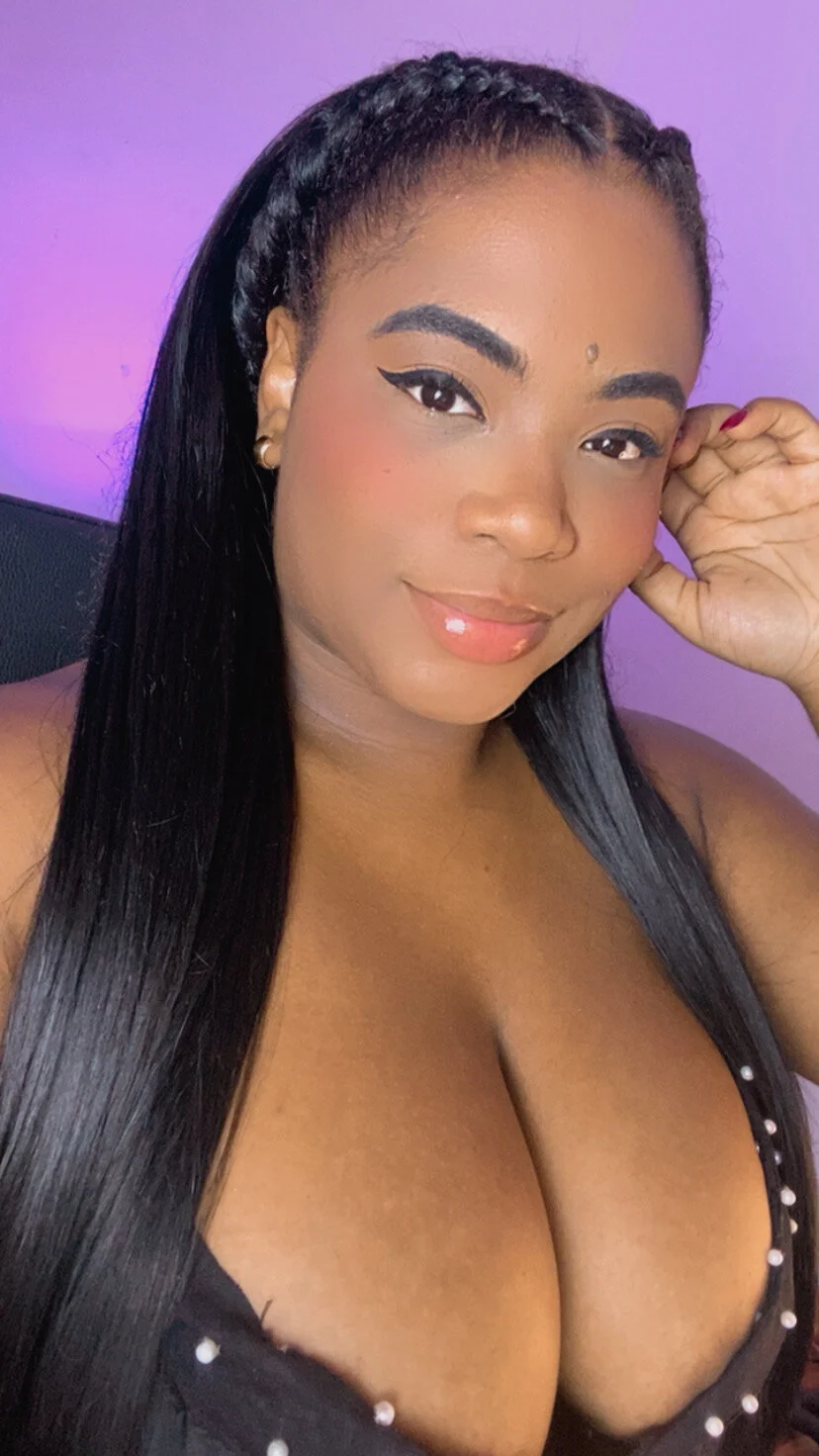 XXX Porn Photo of Nude Tyra_Privacy 334