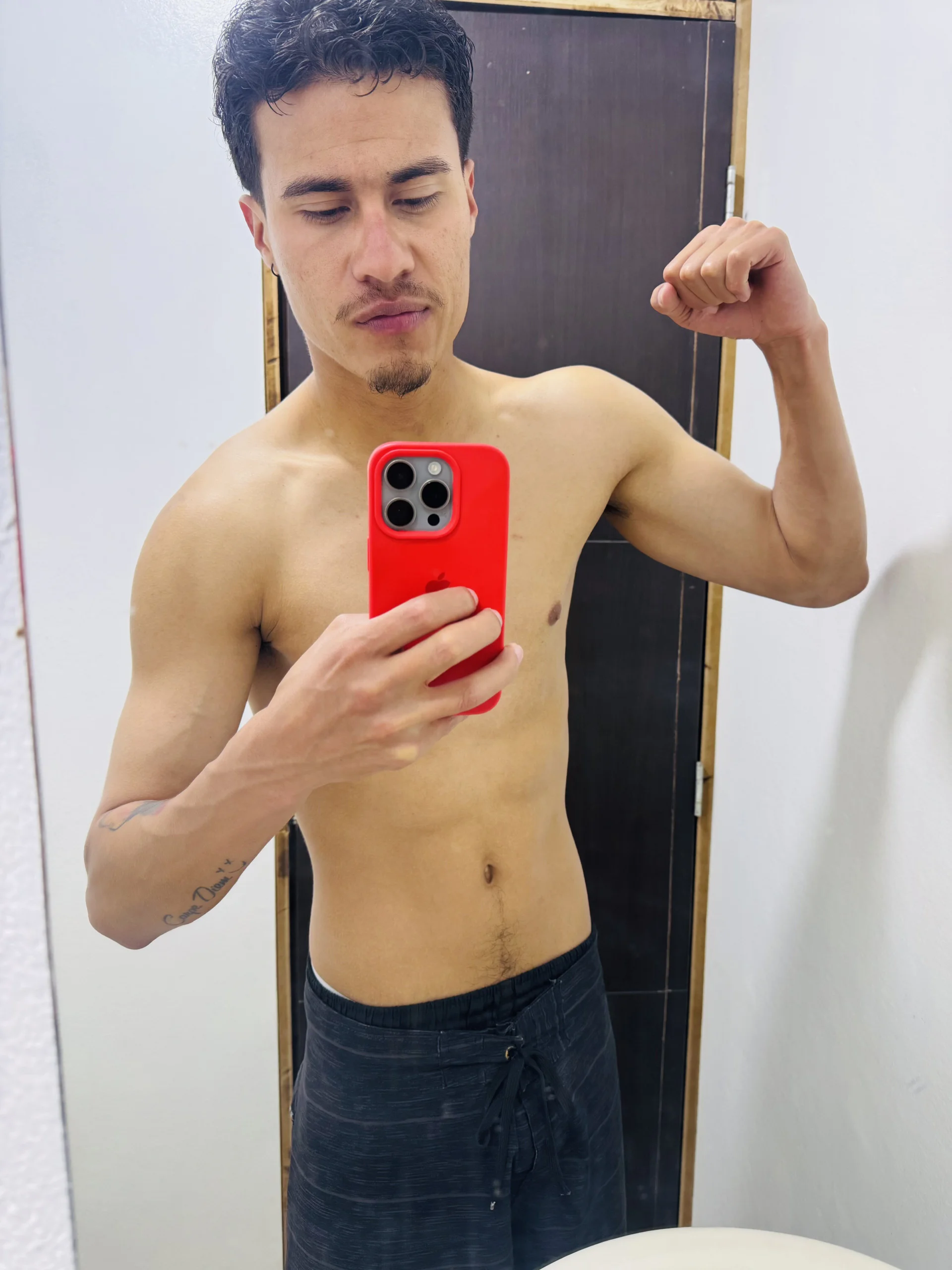 XXX Porn Photo of Nude TavoHot_ 12