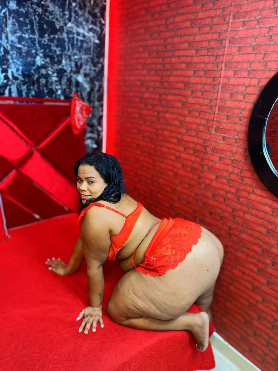XXX Porn Photo of Nude WALESKABBW_ASS 269