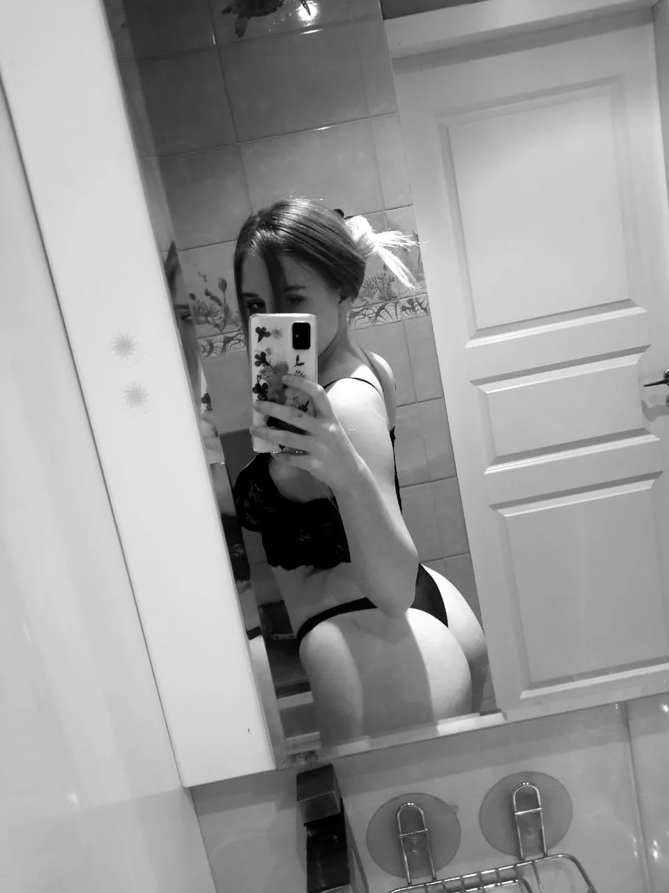 XXX Porn Photo of Nude Linda_Roxy 4