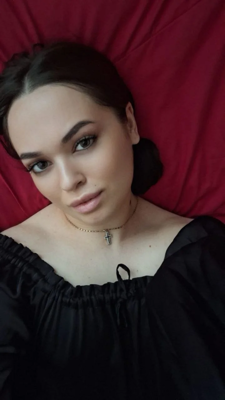 XXX Porn Photo of Nude Luxuriouss_s 15