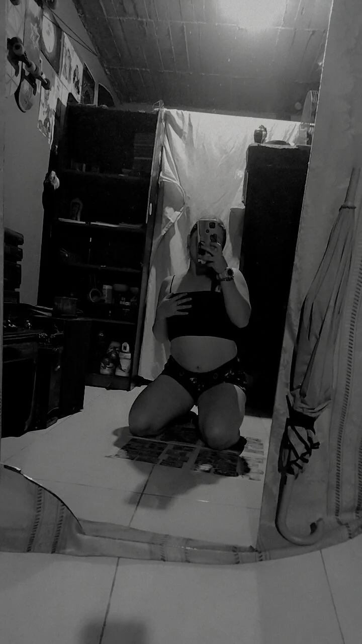 XXX Porn Photo of Nude Loren_demmo 3