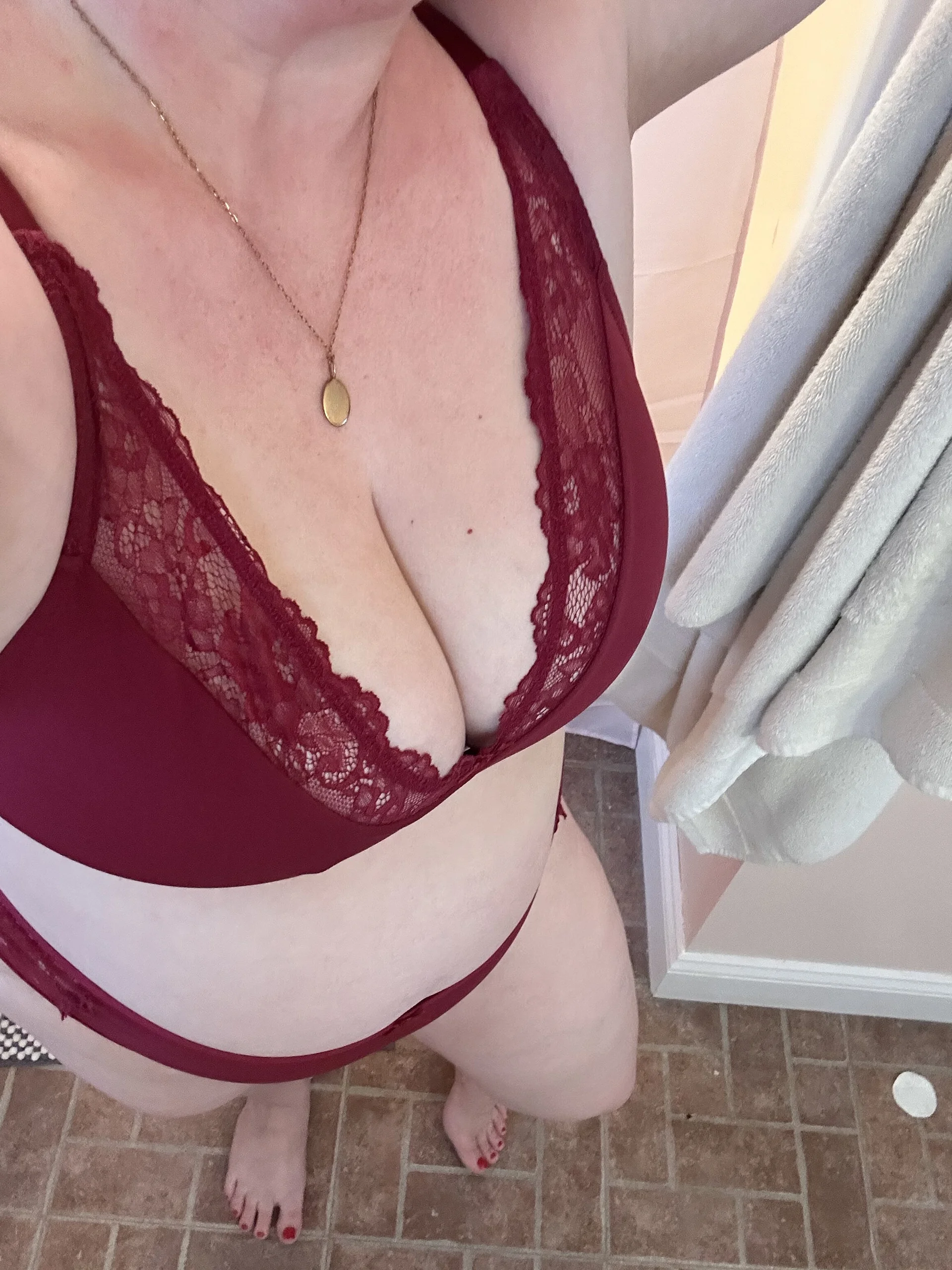 XXX Porn Photo of Nude SadieMarriedLady 25
