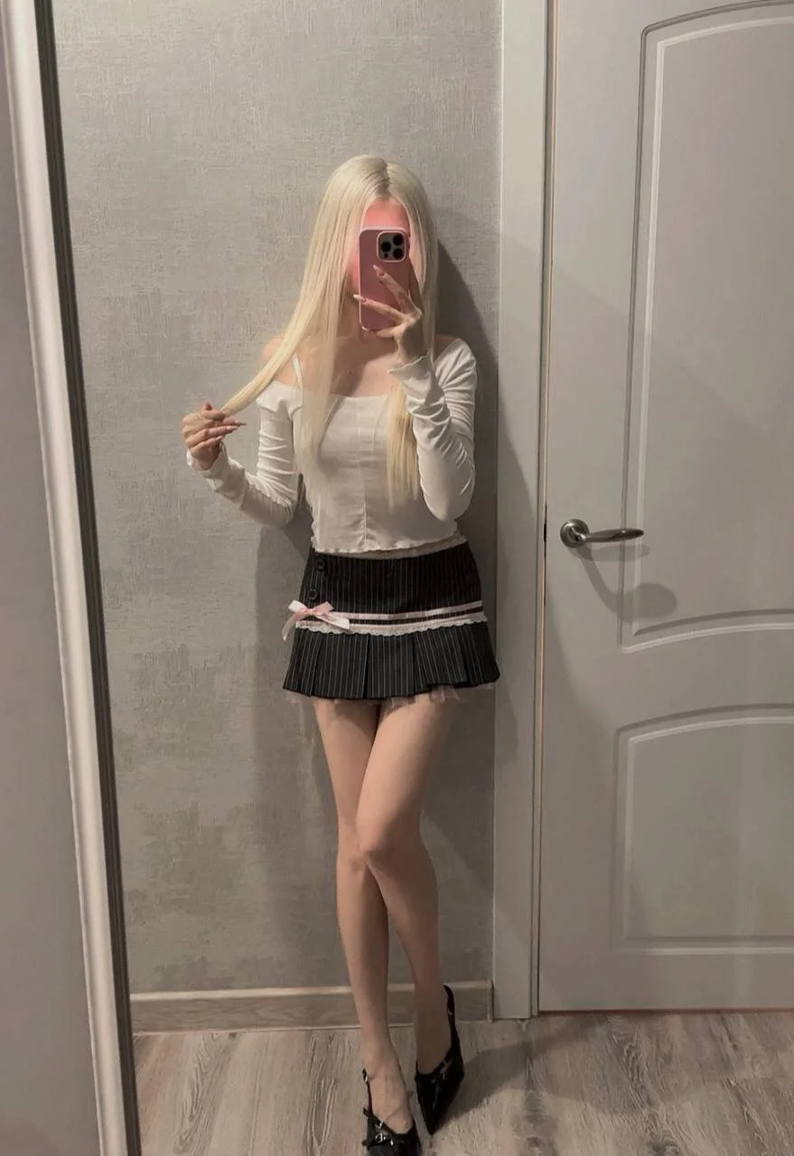 XXX Porn Photo of Nude I_am_joss 3