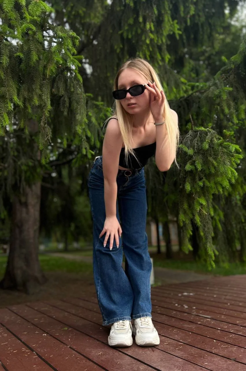 XXX Porn Photo of Nude LiliTiny 5