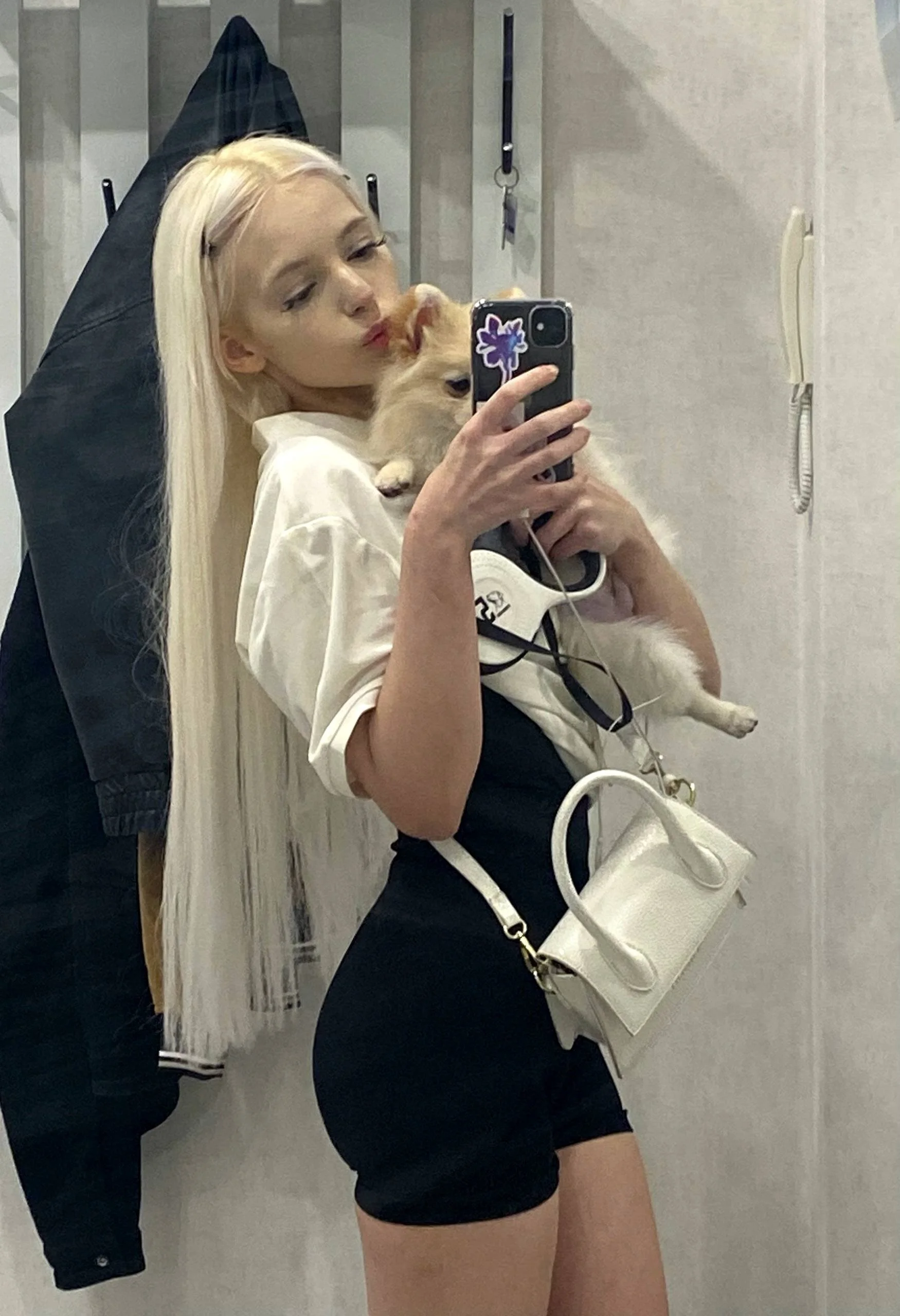 XXX Porn Photo of Nude Mooniesiesita 11