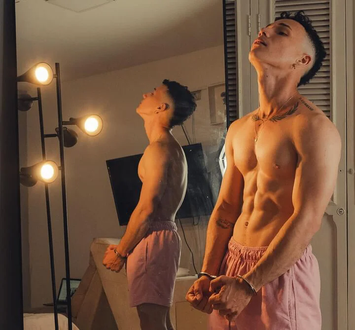 XXX Porn Photo of Nude jef_seid 2