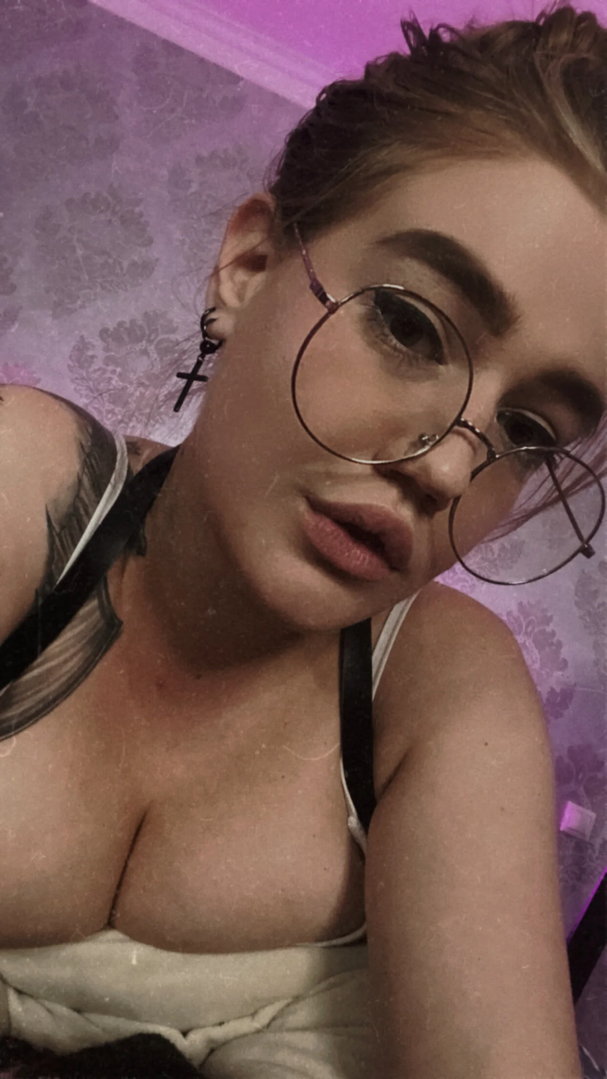 XXX Porn Photo of Nude RedVelveten 7