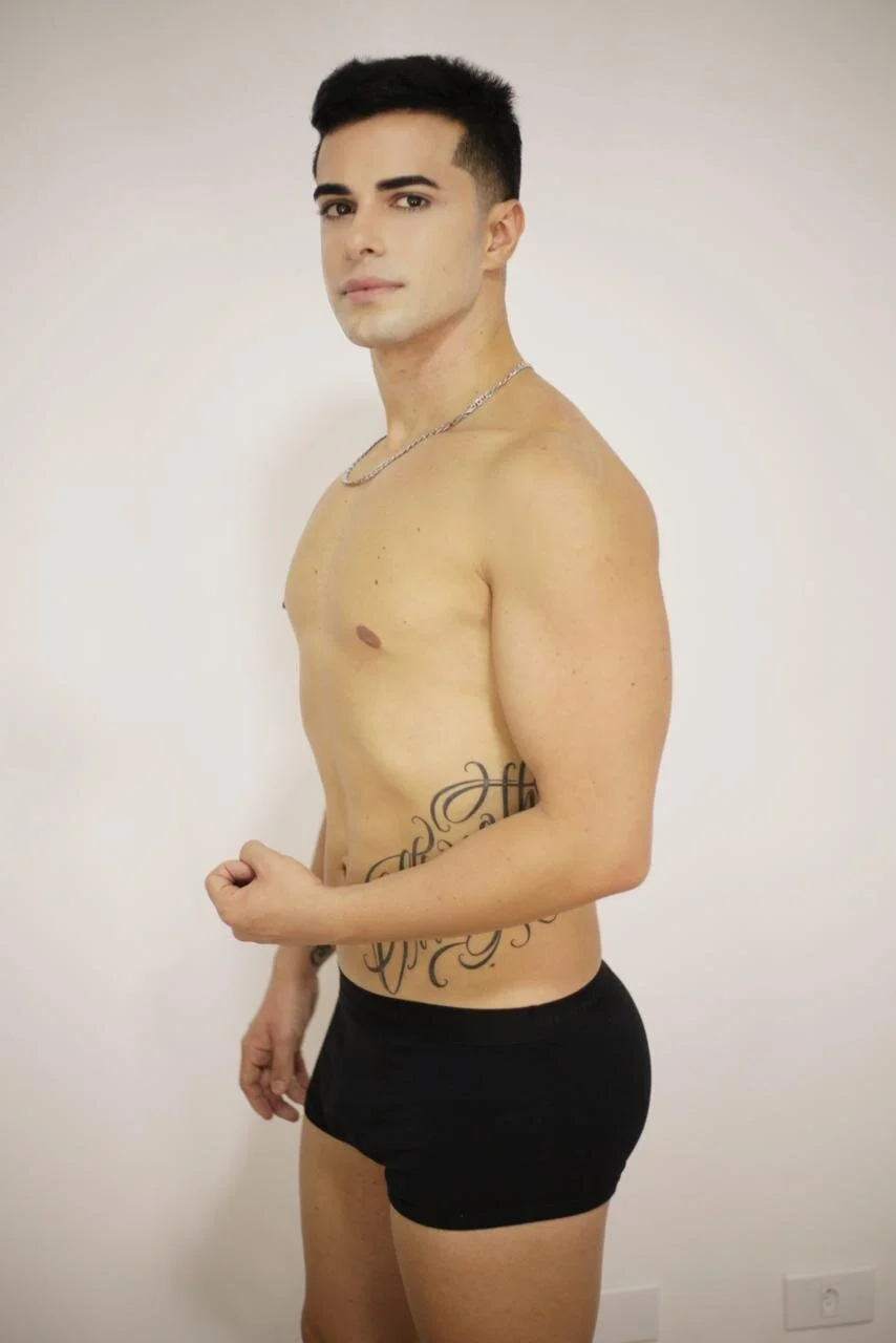 XXX Porn Photo of Nude mr_hunterx 35