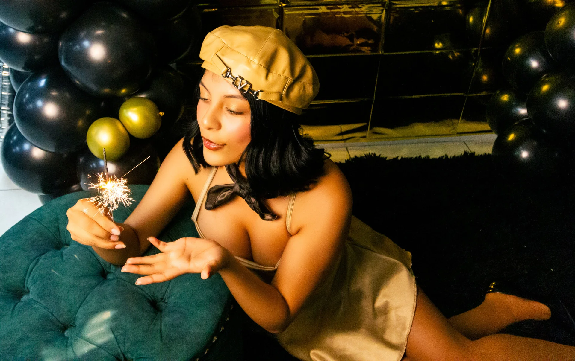 XXX Porn Photo of Nude Salmaportman69 15