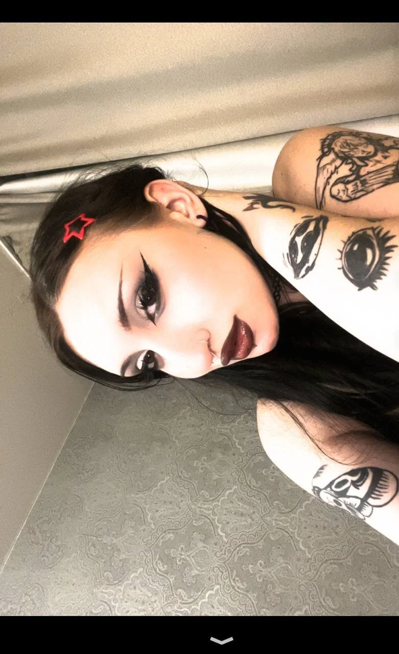 XXX Porn Photo of Nude easter_altt 28