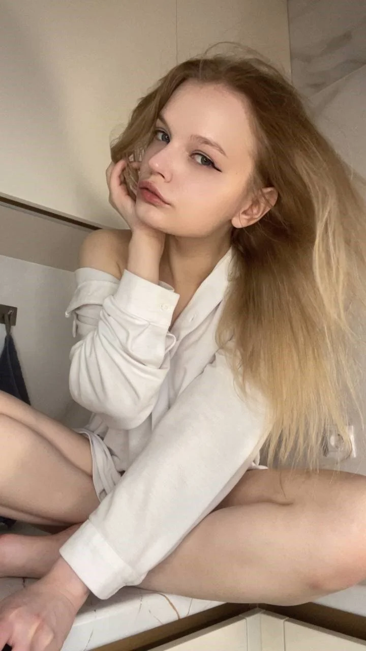 XXX Porn Photo of Nude MicheleHonas 85
