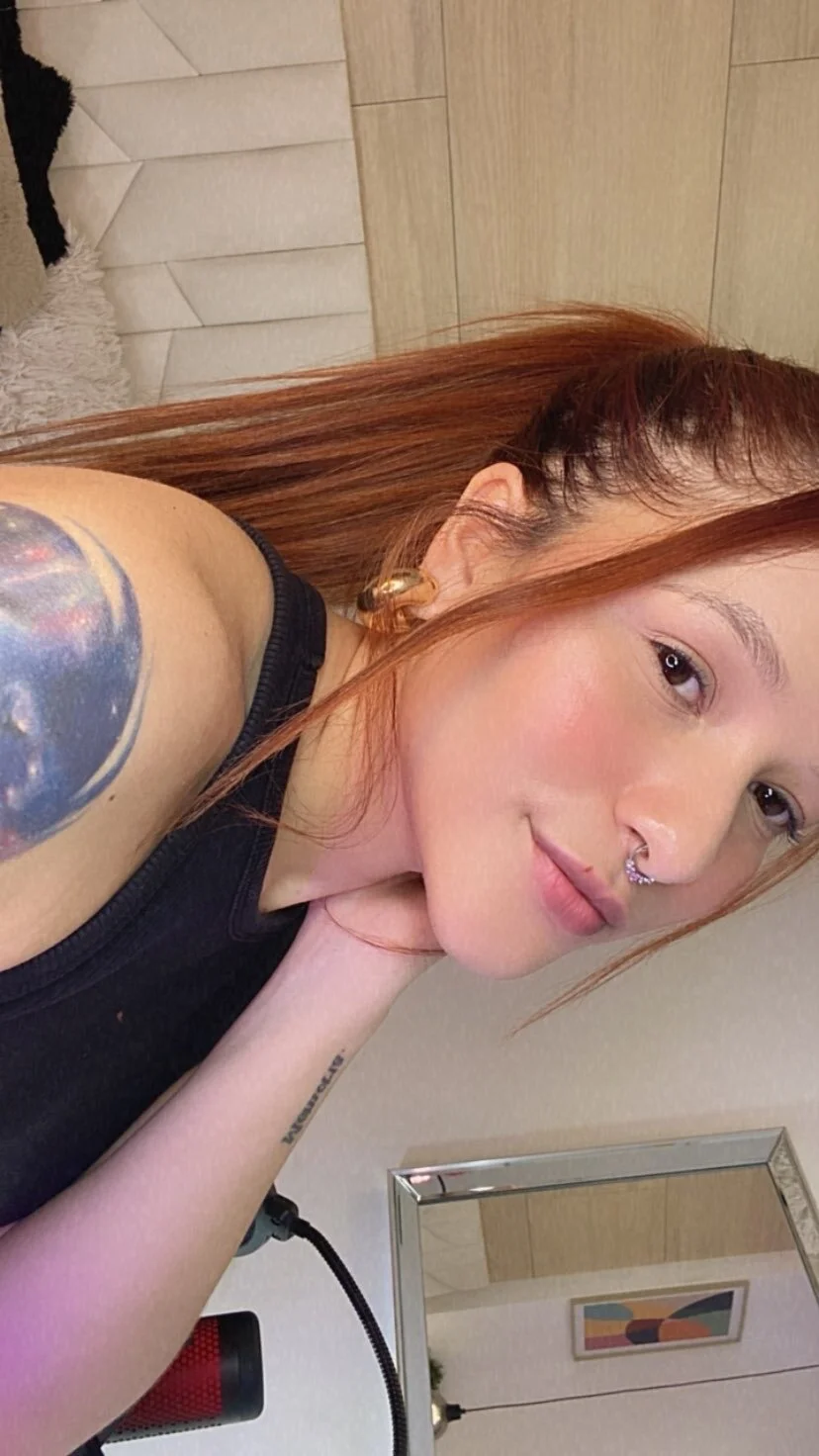 XXX Porn Photo of Nude honeey_ 6