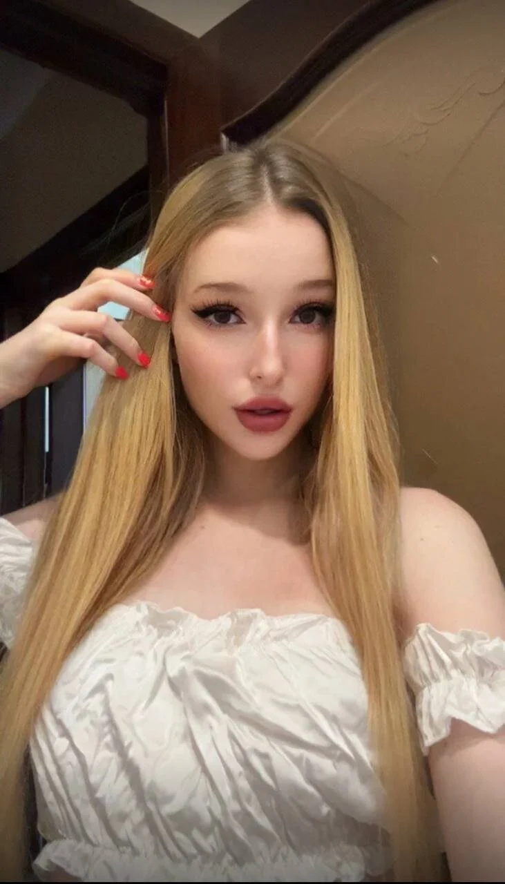 XXX Porn Photo of Nude Mollydollzz 7