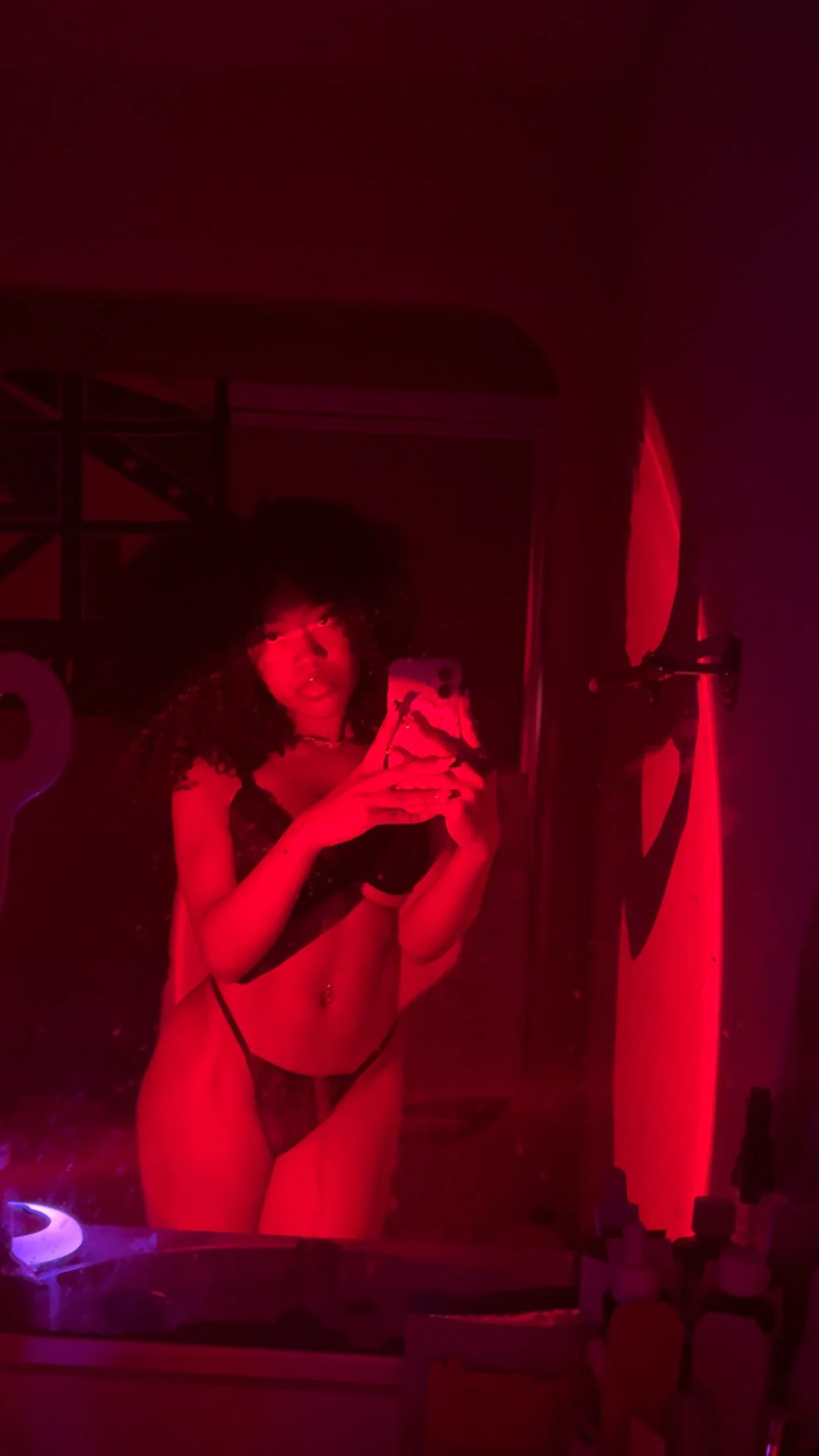 XXX Porn Photo of Nude lifeoftt_19xx 156