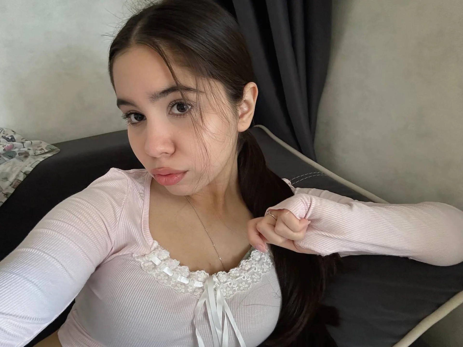 XXX Porn Photo of Nude ellies_joy 7