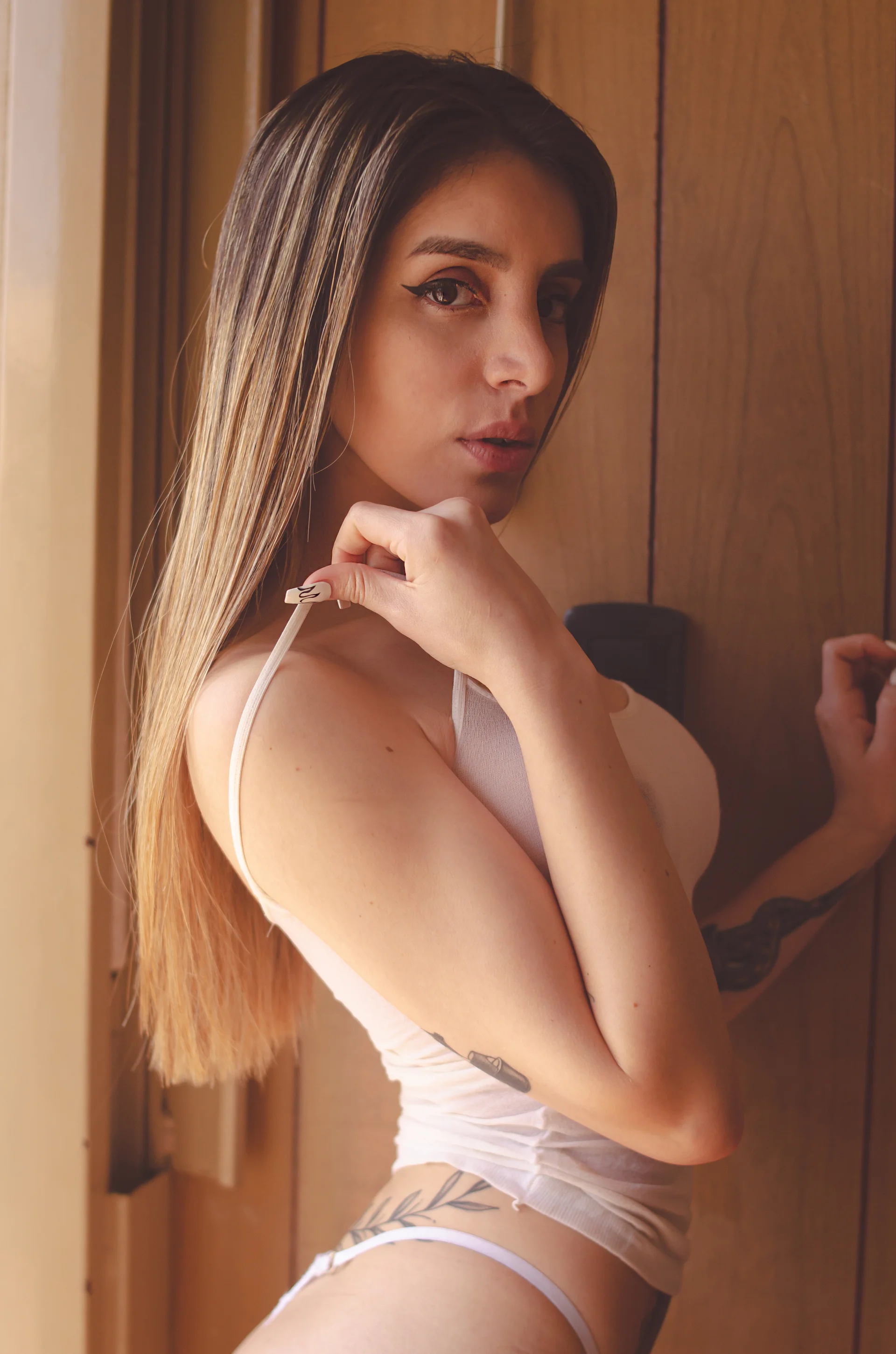 XXX Porn Photo of Nude belu_arg 4