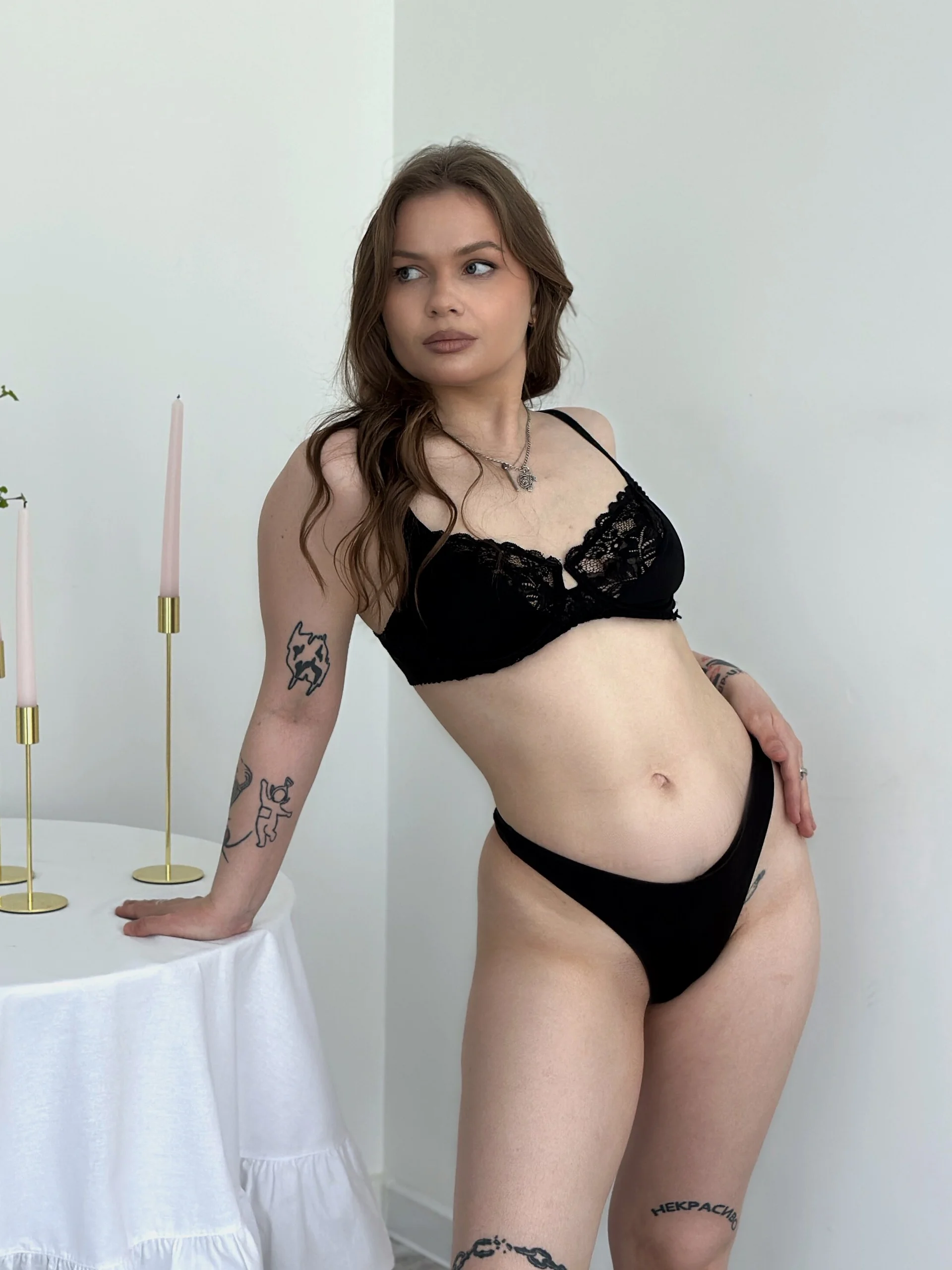 XXX Porn Photo of Nude KattyWests 6