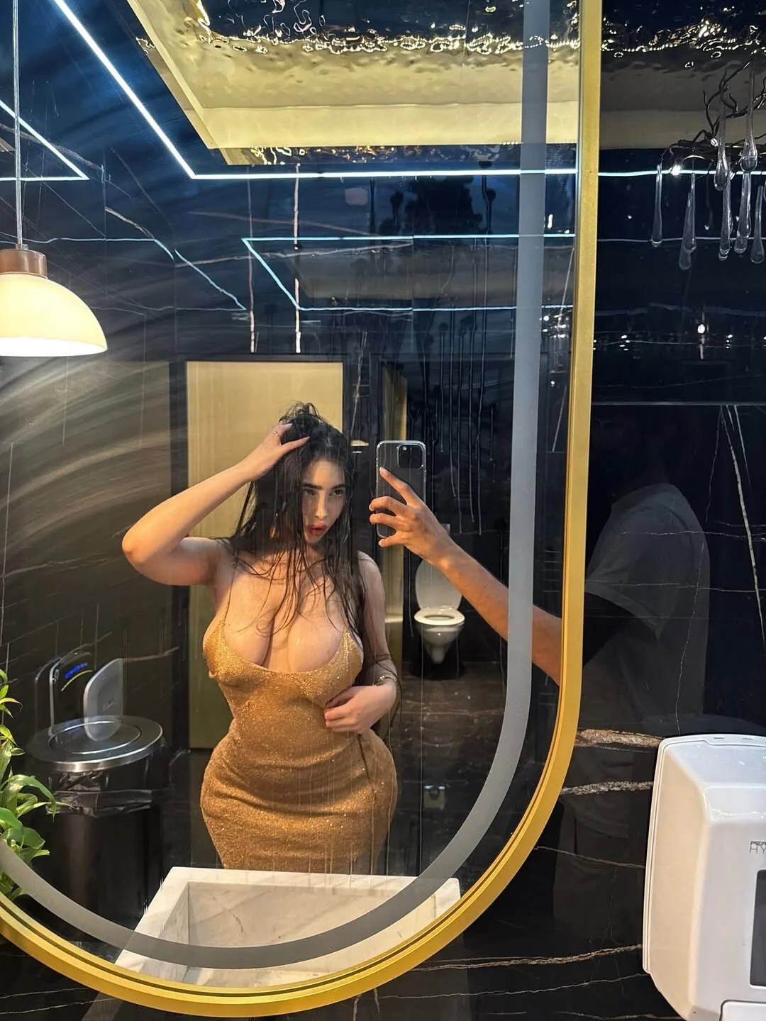 XXX Porn Photo of Nude Queen_Jyji 10