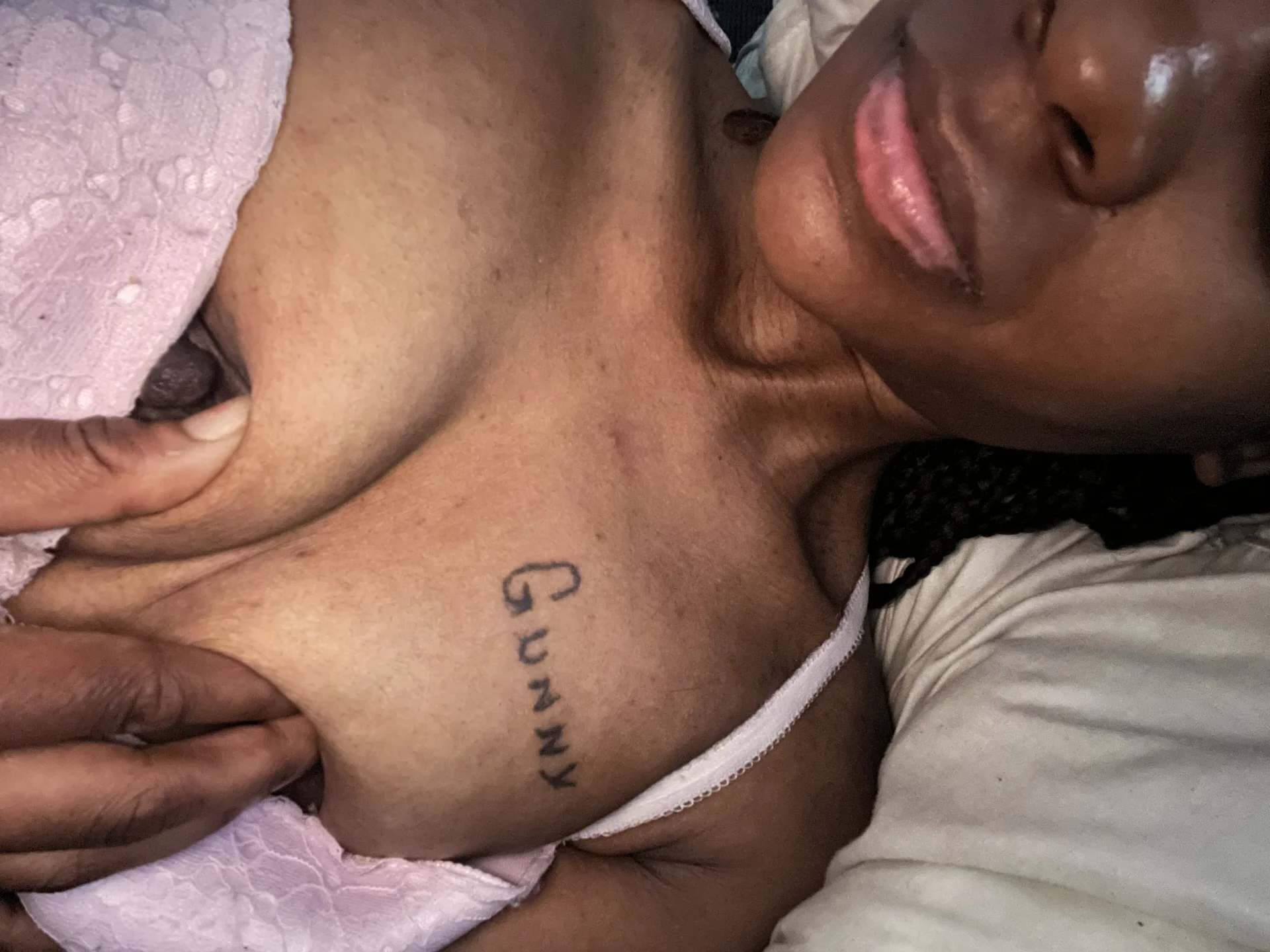 XXX Porn Photo of Nude ebonypetite695 3