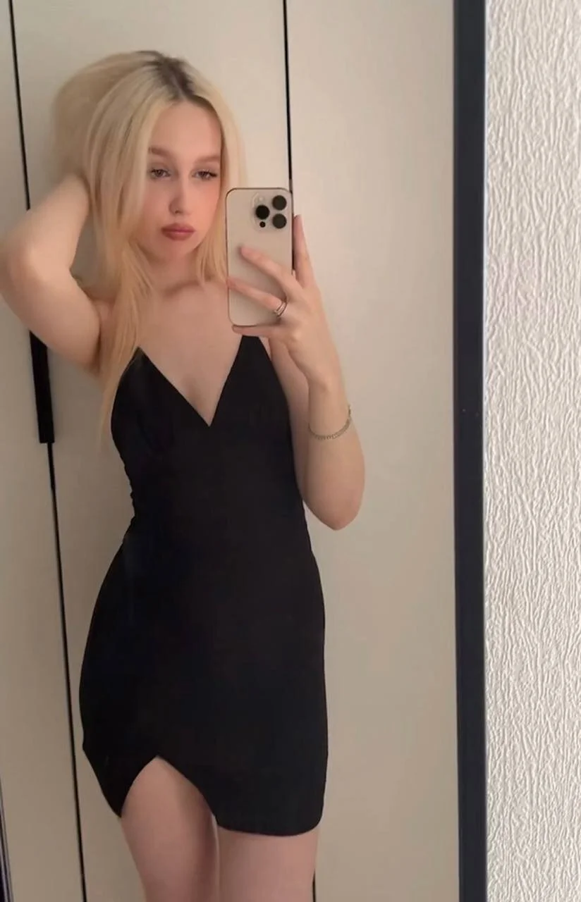 XXX Porn Photo of Nude alicewonderyou 13