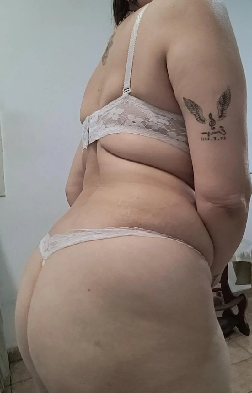XXX Porn Photo of Nude Ladymilf12 5