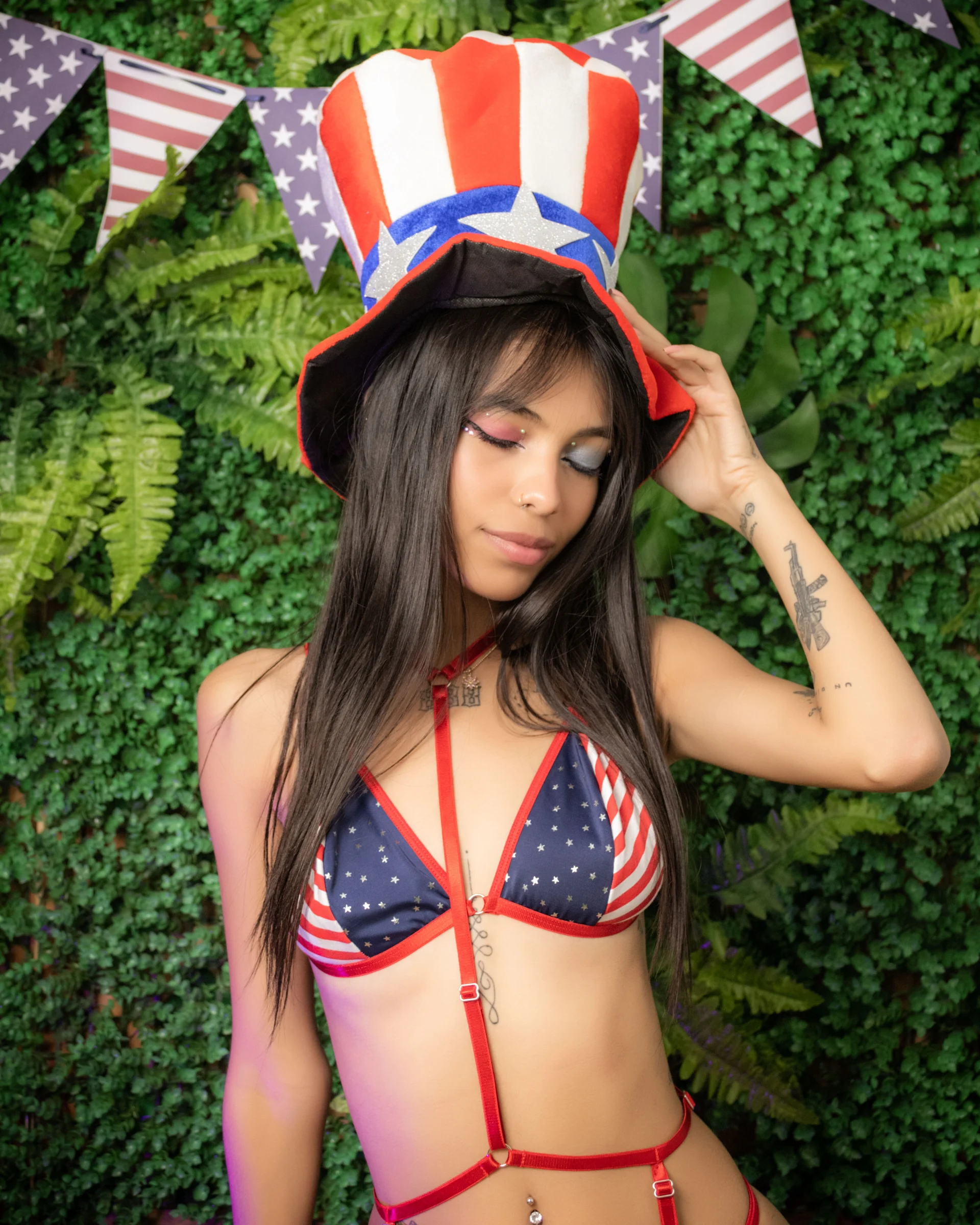 XXX Porn Photo of Nude AMELIELEONE 45