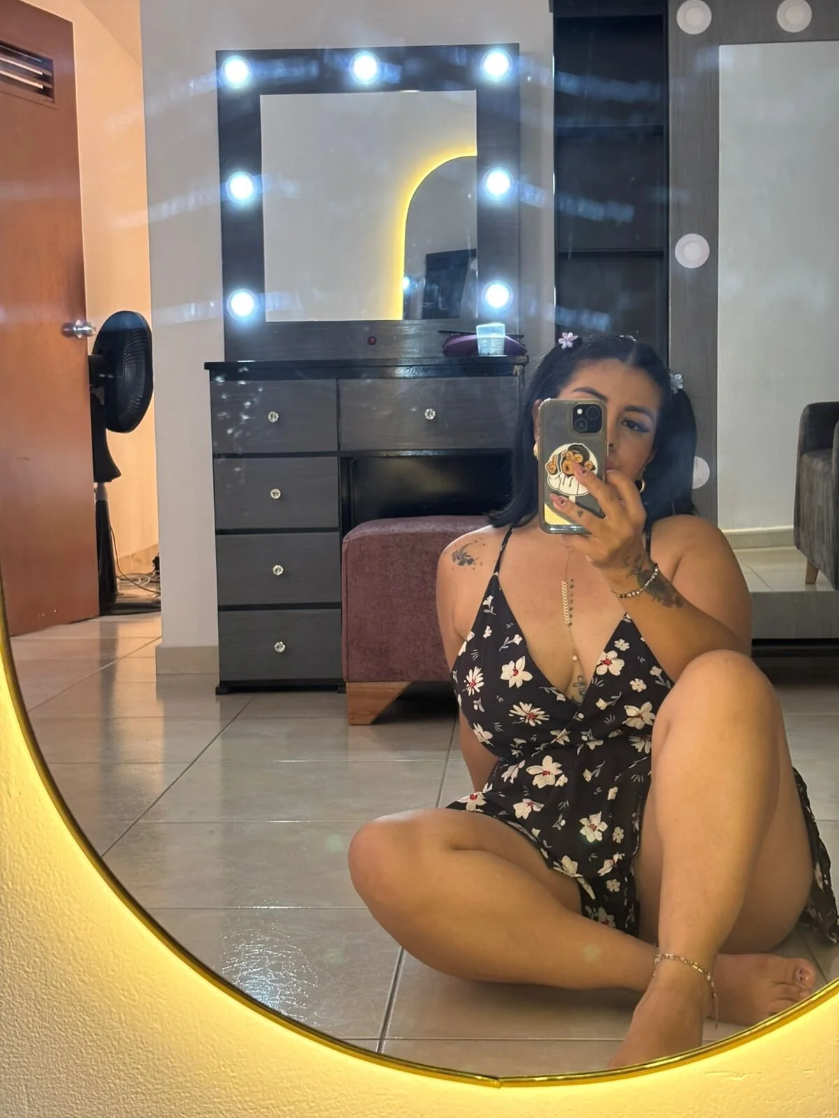 XXX Porn Photo of Nude Mara_Browns 2