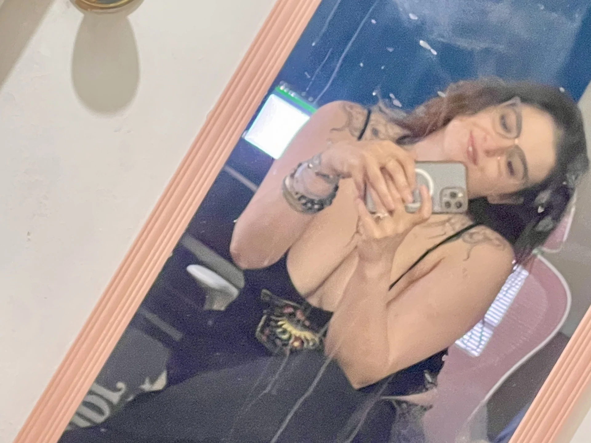 XXX Porn Photo of Nude SafeinouterSpace 12