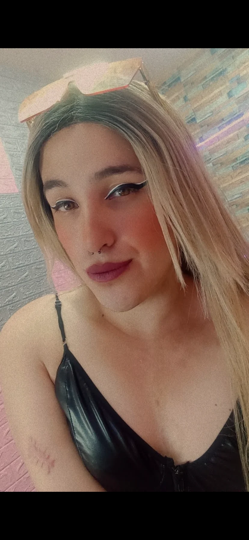 XXX Porn Photo of Nude roxxy_pink_ 1