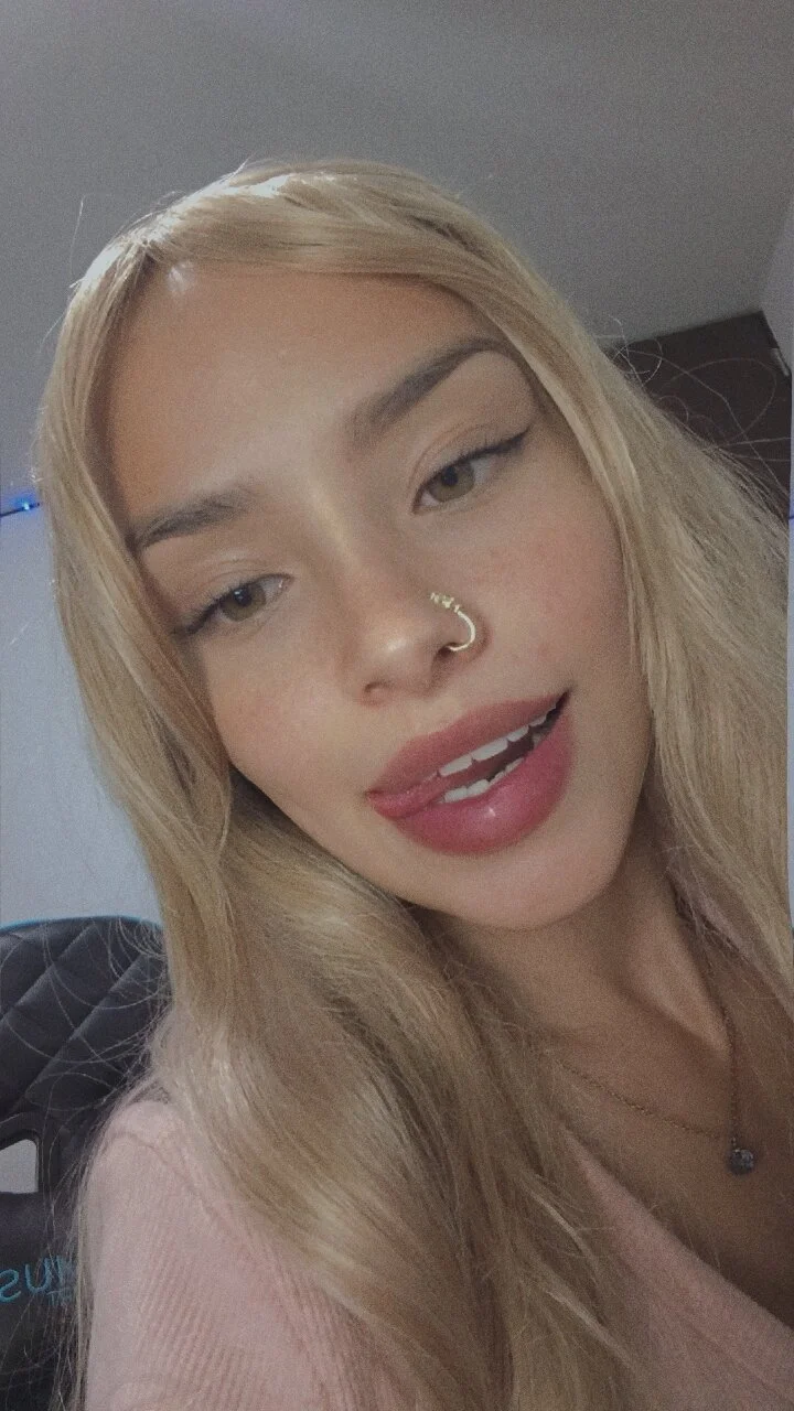 XXX Porn Photo of Nude Megan_blue__ 4